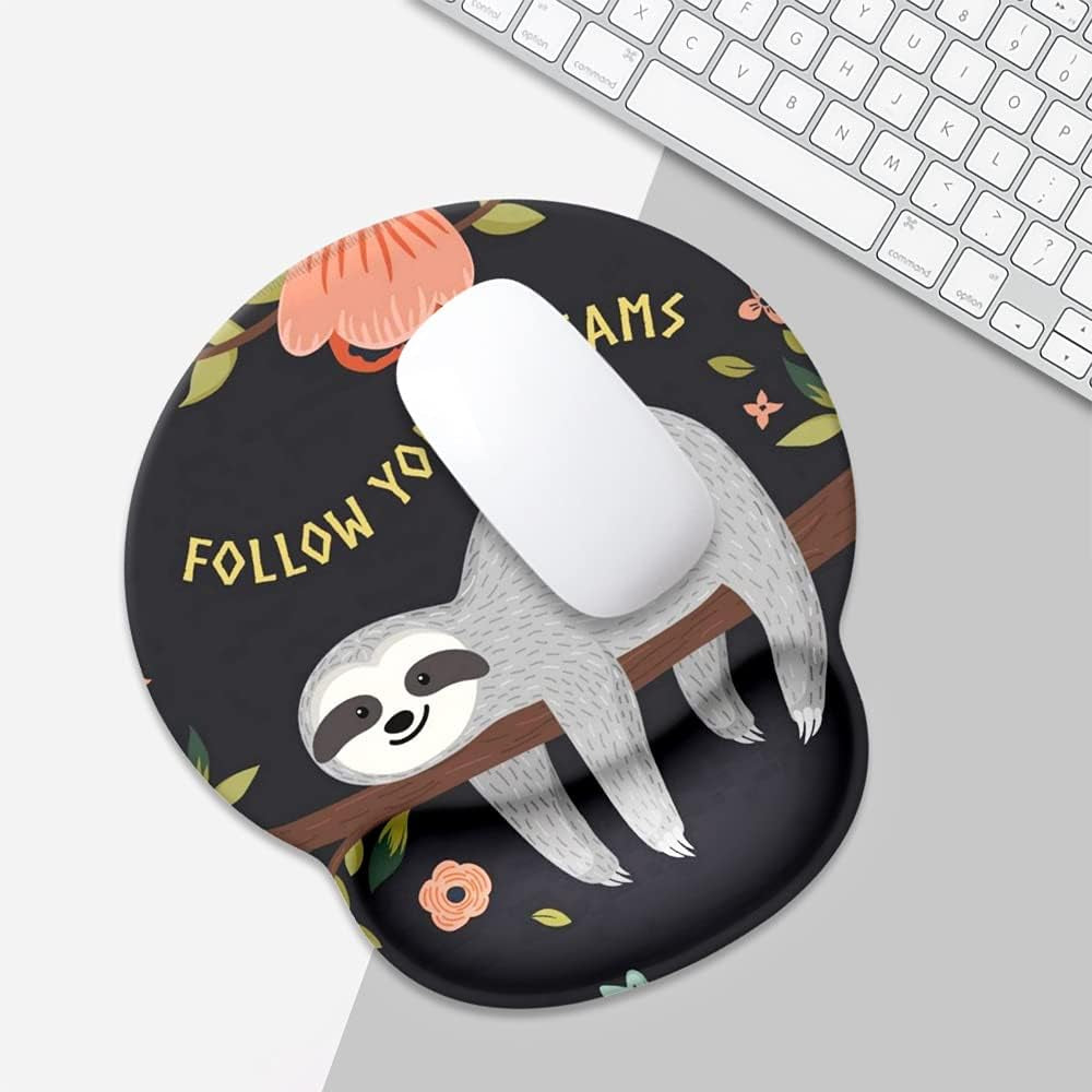 Ergonomic Sloth-Themed Mouse Pad with Wrist Support and Non-Slip Rubber Base, Ideal for Gaming and Office Use (250mm x 230mm x 5mm)