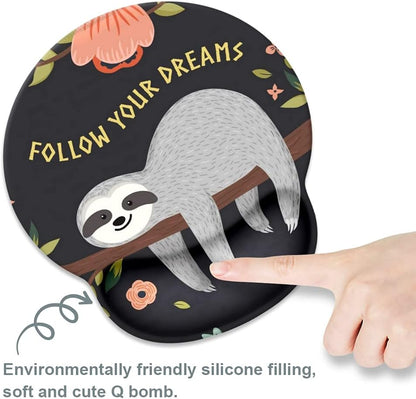 Ergonomic Sloth-Themed Mouse Pad with Wrist Support and Non-Slip Rubber Base, Ideal for Gaming and Office Use (250mm x 230mm x 5mm)